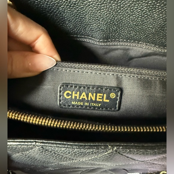 Chanel caviar grand shopping tote - Picture 5 of 17